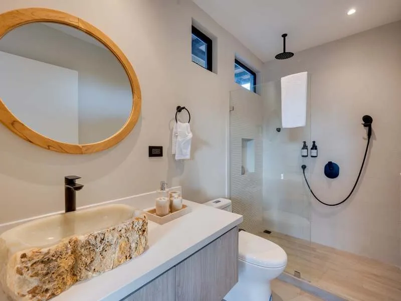 10 Bed Single Family Homes For Sale in Playa Flamingo, photo 6