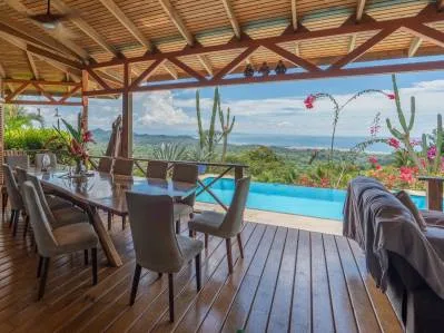 Casa clásica de ecomaderas con impresionantes vistas al mar – Ojochal Fase 5, photo 4