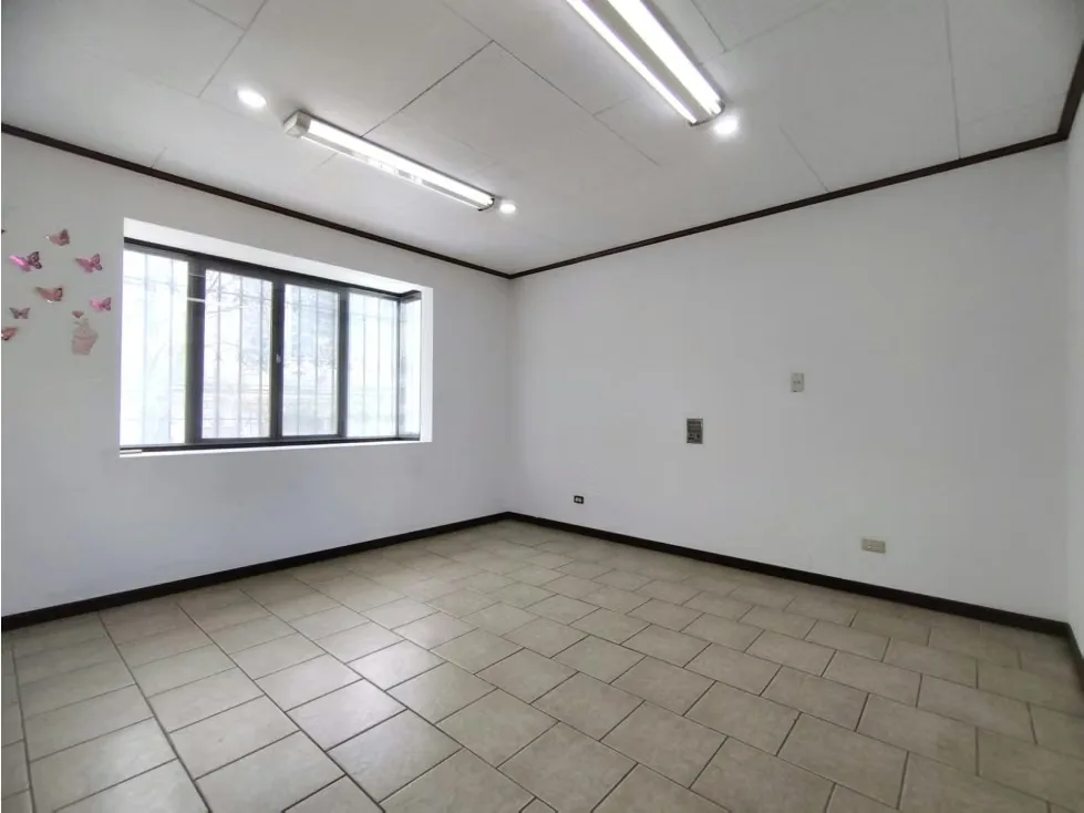 Propiedad en alquiler con uso de suelo mixto – Ideal para negocio o empresa, photo 12