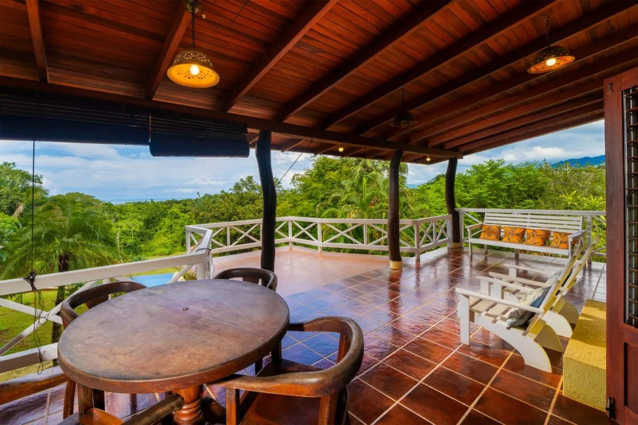 Ocean-View Home with Pool on 1.1 Hectares in Playa Coyote – Casa Papaya, photo 12