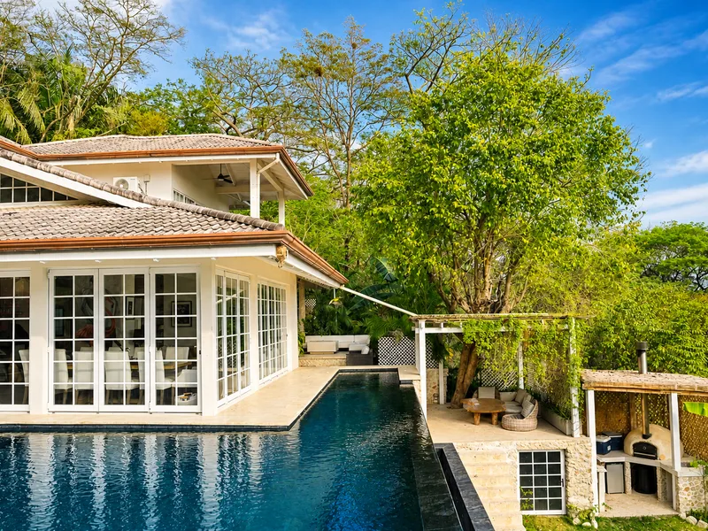 9 Bed Single Family Homes For Sale in Playa Hermosa Santa Teresa, photo 5