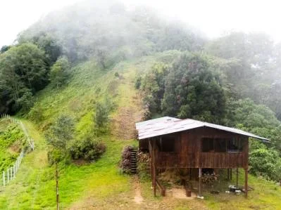 For Sale: Mountain Property with Cabin and Buildable Pads in Jardín de Páramo, Costa Rica, photo 4