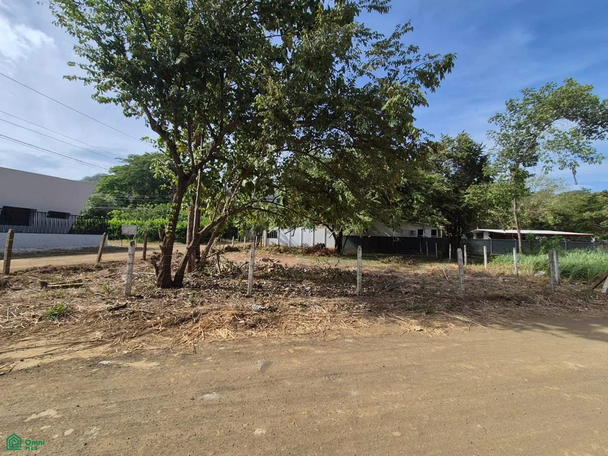 Se Vende Lote en Playas del Coco 478m2