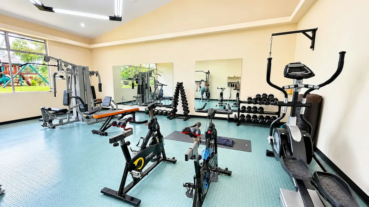 Descubrí este hermoso apartamento ubicado en el quinto piso del Condominio Torres de Granadilla, en ..., photo 2