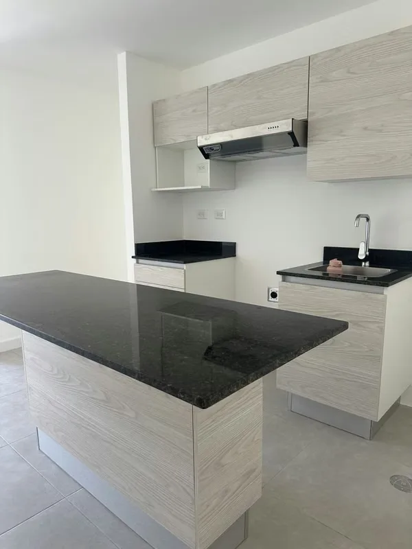Rent apartment / 3 bedrooms / two parking spaces / Monte Alto / Curridabat