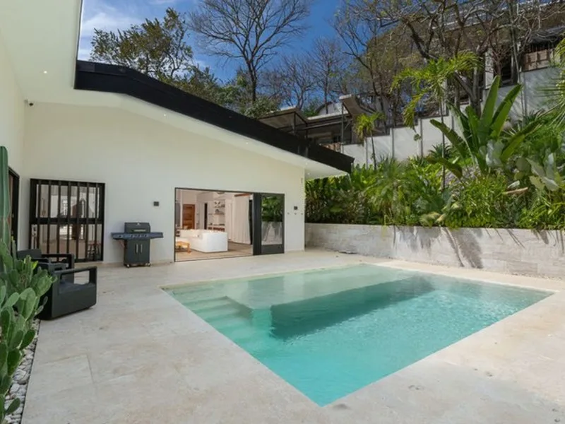 5 Bed Single Family Homes For Sale in Playa Grande