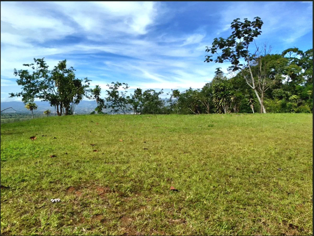 SE VENDE QUINTA CON ARROYO NATURAL Y VISTAS PANORAMICAS - Venta en Pérez Zeledón, photo 9