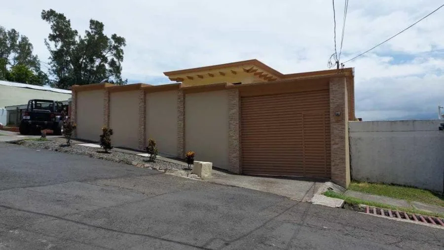 Viva en su propio paraíso en esta majestuosa casa  RAH 23-998 - Venta en Curridabat, photo 8