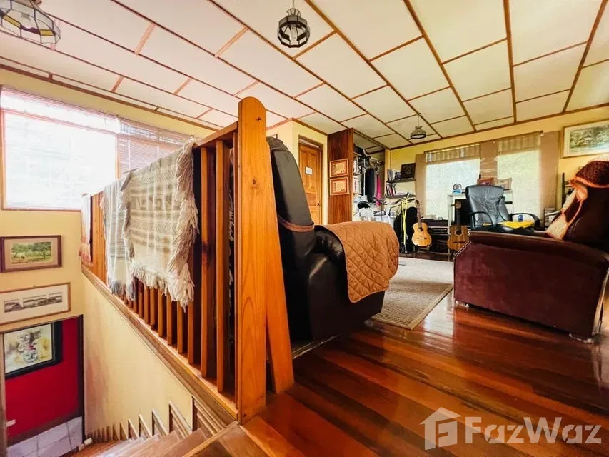 4 Bedroom House for Sale at Los Angeles San Rafael for $1,100, photo 17