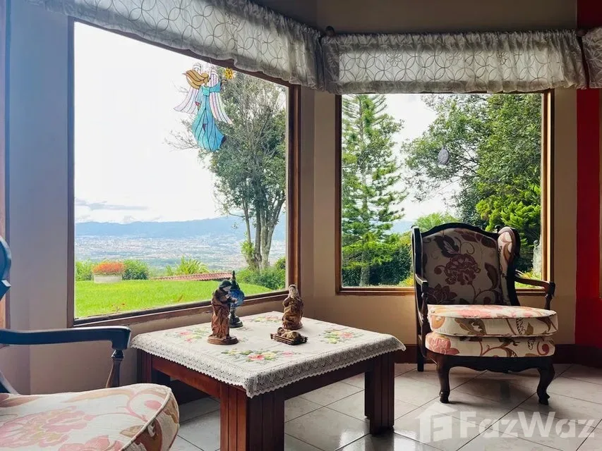 4 Bedroom House for Sale at Los Angeles San Rafael for $1,100, photo 4