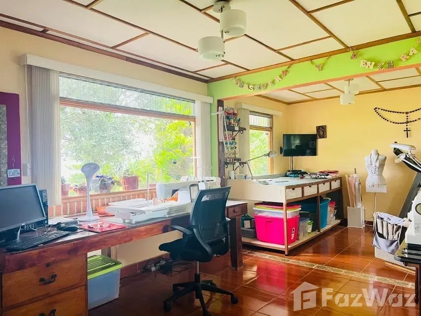 4 Bedroom House for Sale at Los Angeles San Rafael for $1,100, photo 9