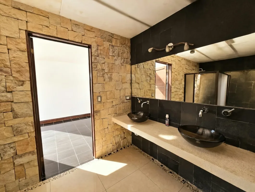 House for Sale in Granadilla, Curridabat | 4 Bedrooms | Spacious Garden | Two Main-Floor Bedrooms, photo 16
