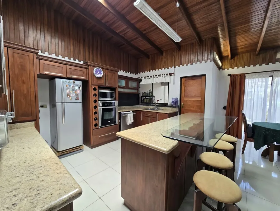 House for Sale in Granadilla, Curridabat | 4 Bedrooms | Spacious Garden | Two Main-Floor Bedrooms, photo 4