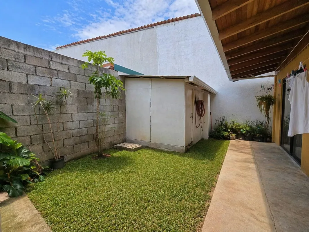 House for Sale in Granadilla, Curridabat | 4 Bedrooms | Spacious Garden | Two Main-Floor Bedrooms, photo 10