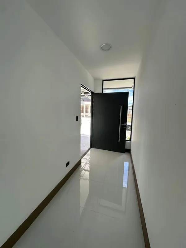 Hermosa casa en una de las zonas de alta plusvalía del Este,está ubicado en San Juan de La Unión (Cartago), Se sitúa específicamente a 750 metros al sur y 1 kilómetro al este del ..., photo 16