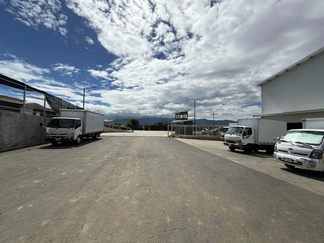 WAREHOUSE FOR RENT IN SAN JOAQUIN DE FLORES, photo 12
