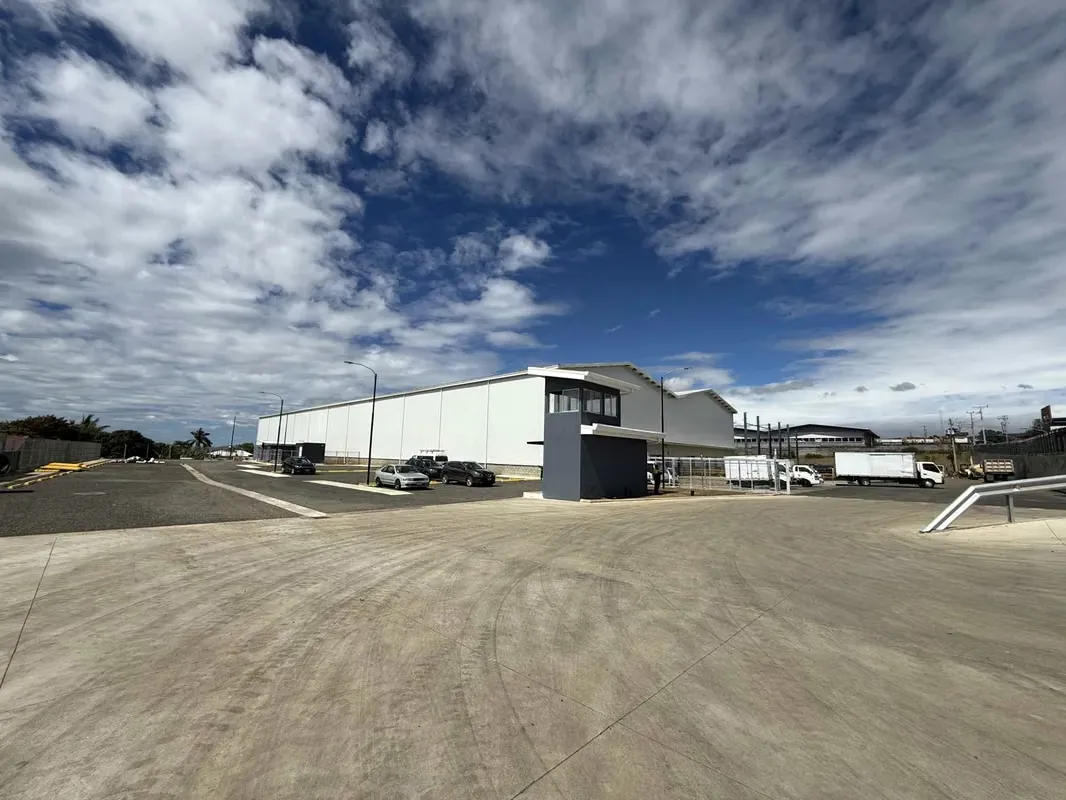 WAREHOUSE FOR RENT IN SAN JOAQUIN DE FLORES, photo 9