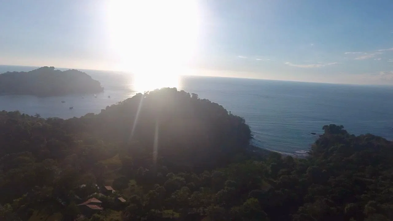 Unique Opportunity, Lot for Sale – 2,000 m² / Calle de Ronny’s Place, Manuel Antonio, photo 2