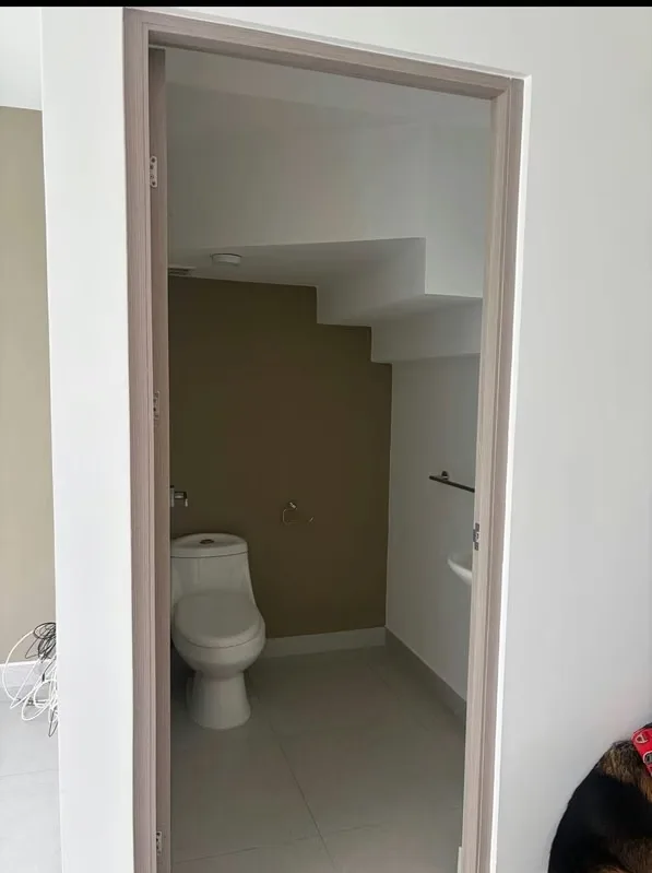 Se renta hermosa casa de dos plantas en Naos Resort, con una distribución funcional, espacios cómodos y una pequeña zona verde privada. Ideal para una familia que busca tranquilidad ..., photo 2