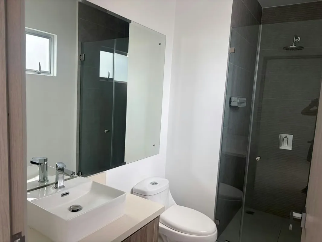Se renta hermosa casa de dos plantas en Naos Resort, con una distribución funcional, espacios cómodos y una pequeña zona verde privada. Ideal para una familia que busca tranquilidad ..., photo 16