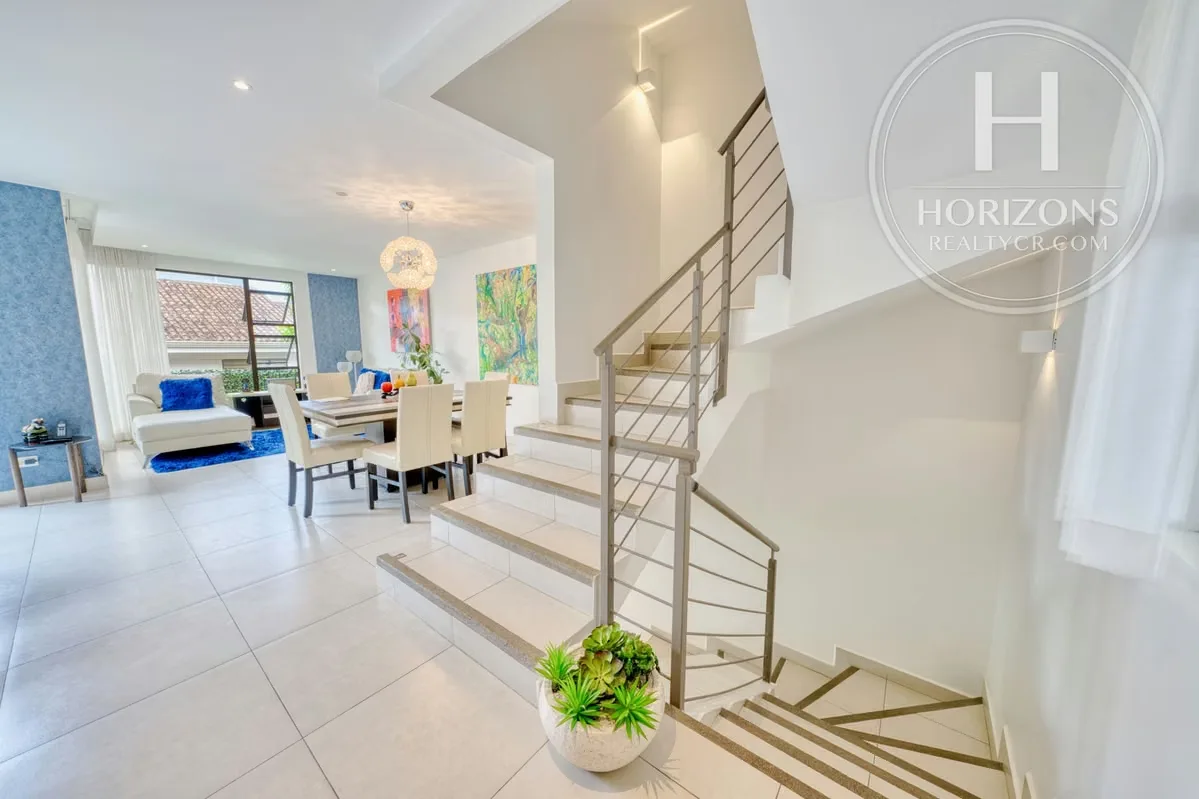 Casa en Venta en Condominio La Estefana en Sabanilla 3 Habitaciones más Mezzanine y Vista a Áreas Verdes nja1408dm, photo 13