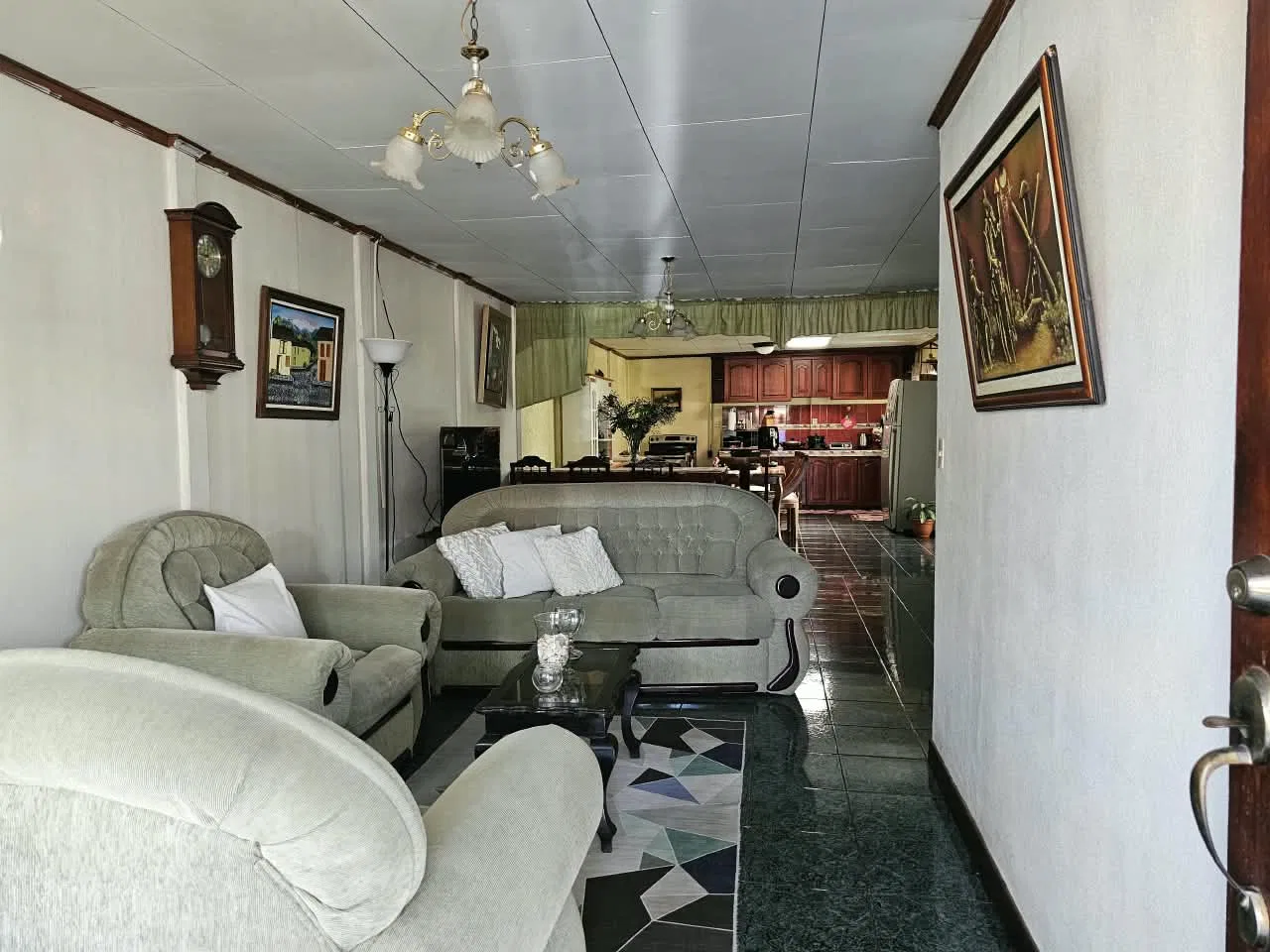 ¿BUSCAS CASA EN EL COYOL DE TURRIALBA?