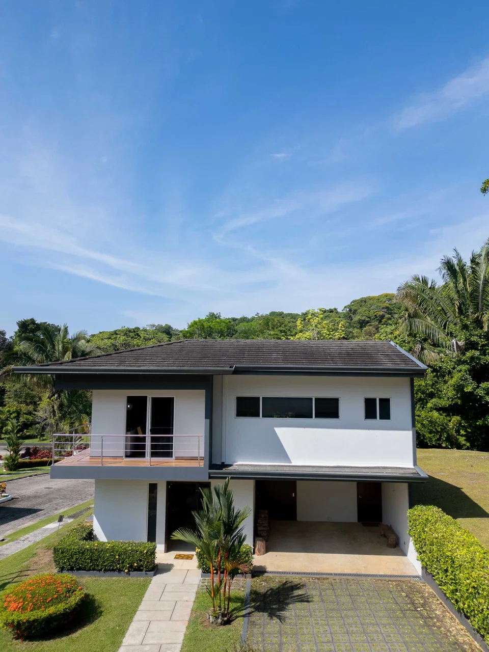 TURNKEY 2-BEDROOM VILLA WITH PRIVATE POOL IN GATED COMMUNITY NEAR PLAYA HERMOSA, photo 3