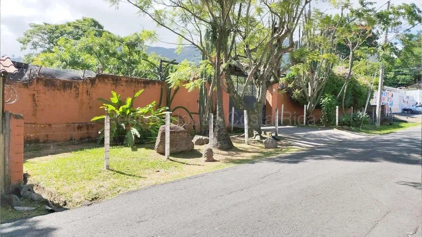 Venta de Extraordinaria Casa en Santa Ana Centro / Mls. 27-112 OFC JB - Venta en Santa Ana