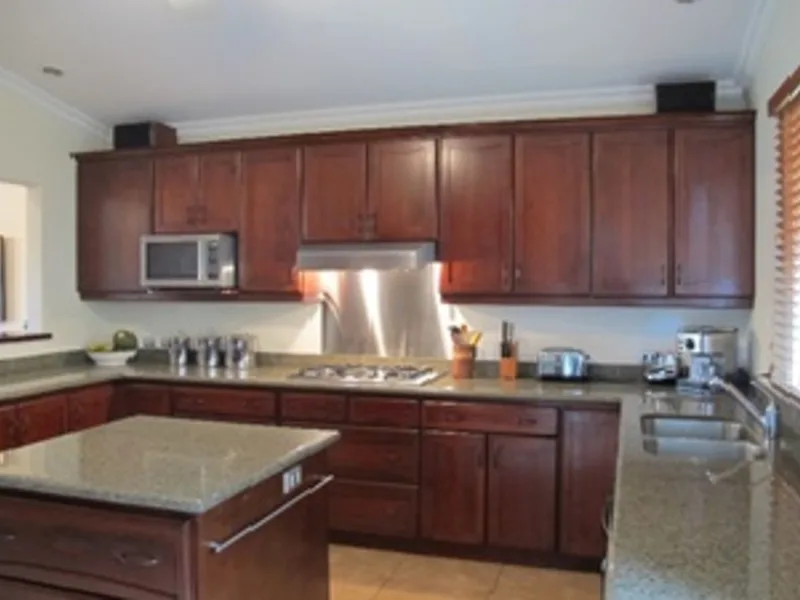 4 Bed Single Family Homes For Sale in Santa Ana, photo 9