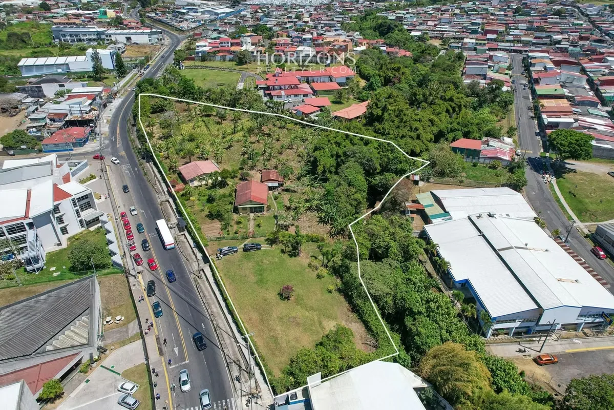 Land for sale with 193 m front, with a total area of 9,177m2 in Vazquez de Coronado, with beautiful views of the mountains. Ideal to develop a modern mixed commercial and residential ..., photo 3