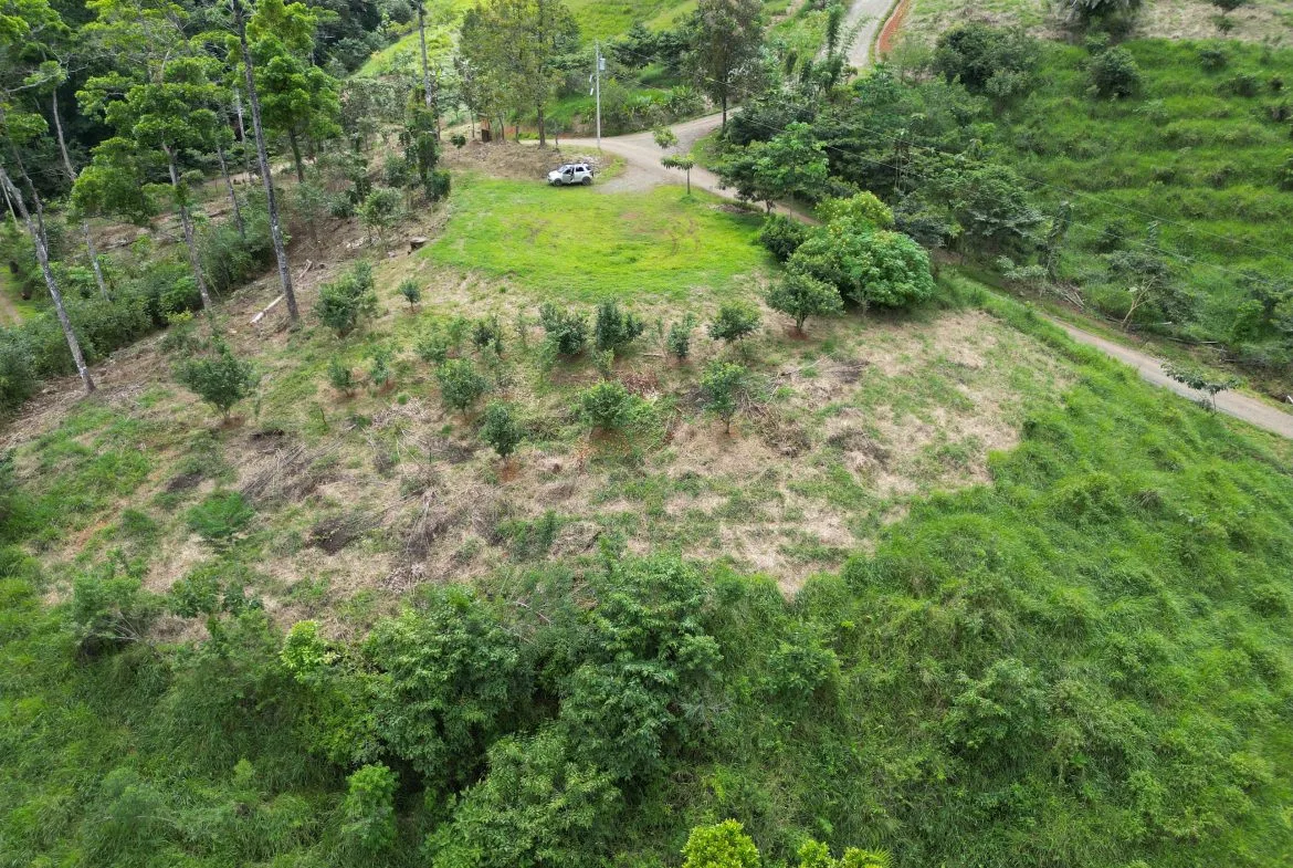 BUILDING PROPERTY WITH A WATERFALL VIEWS, IN SAN SALVADOR – 2.4 ACRES, photo 6