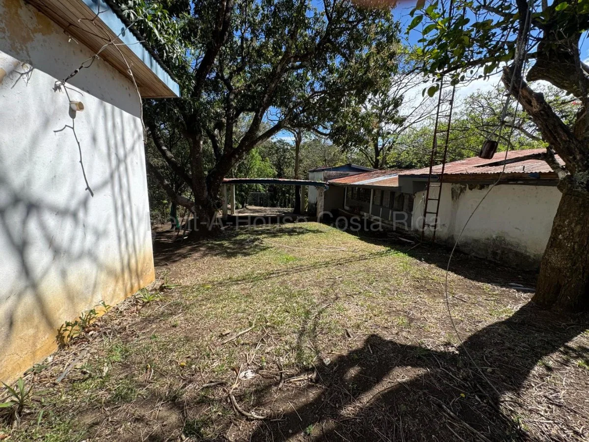 Venta lote exclusivo con acceso privado 3.524 m² alto potencial #26-1856 GS - Venta en Santa Ana