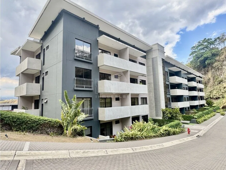Amplio apartamento en Guachipelín, Escazú