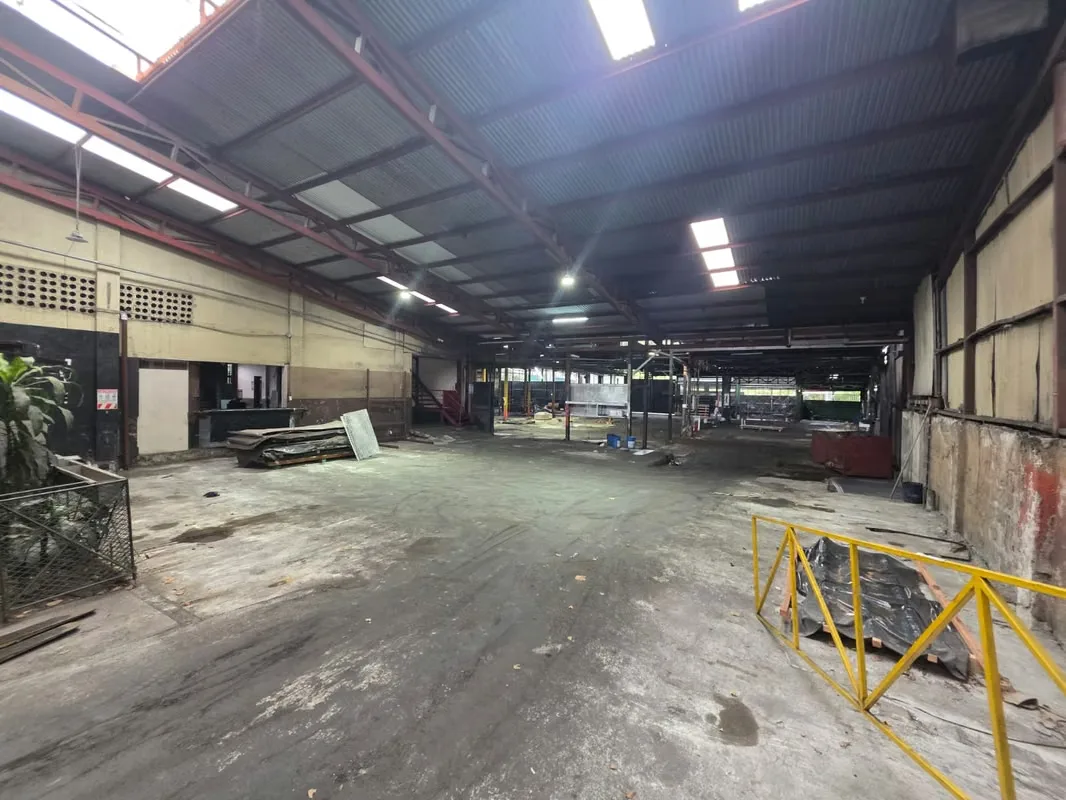 ¡La infraestructura ideal para escalar la operación de su compañía! Se alquila extraordinaria propiedad comercial e industrial de alta capacidad, perfecta para grandes empresas de ..., photo 3