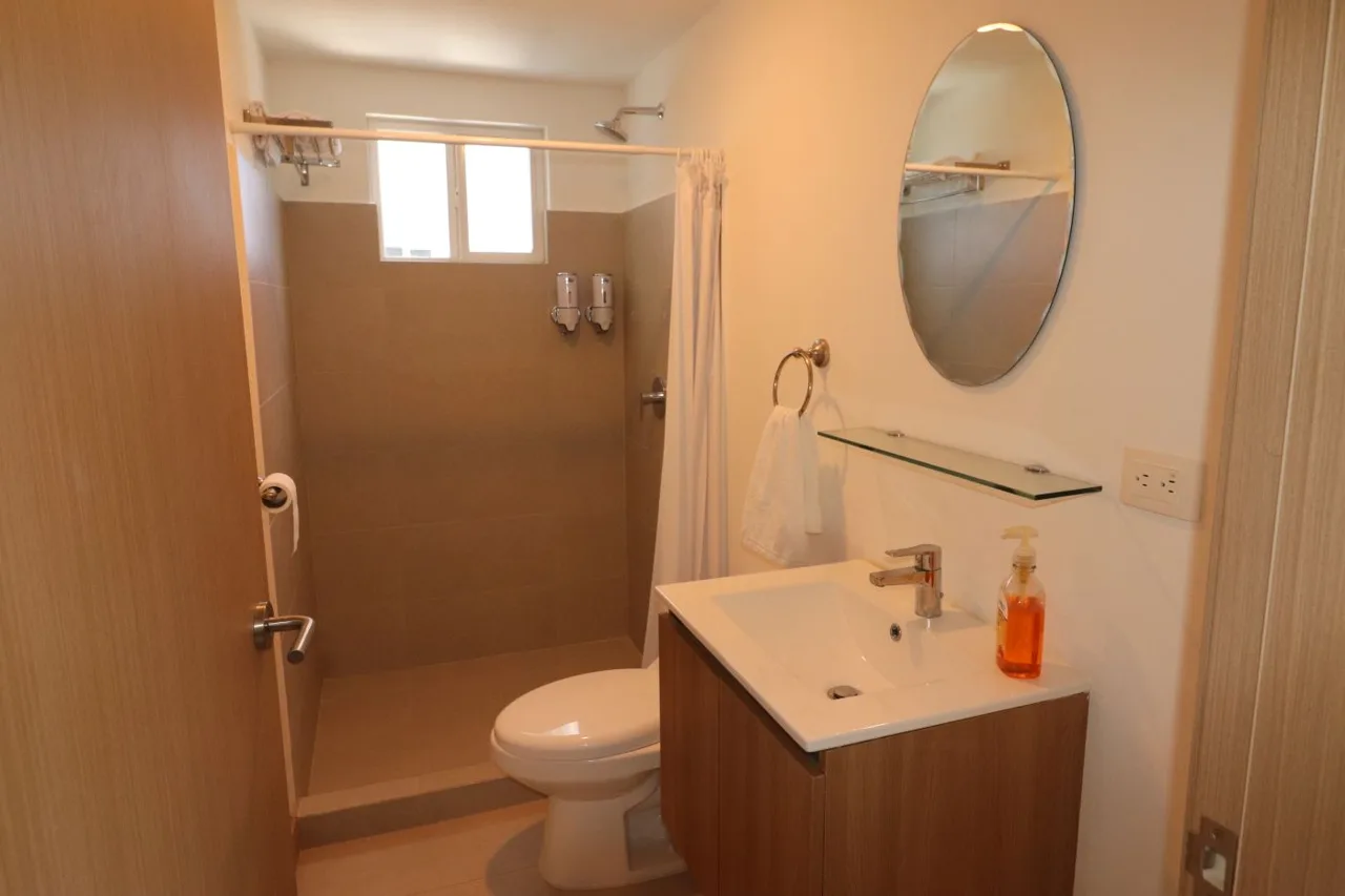 STUNNING CONDOMINIUM -MOUNTAIN-POOL VIEWS- JACO, photo 7