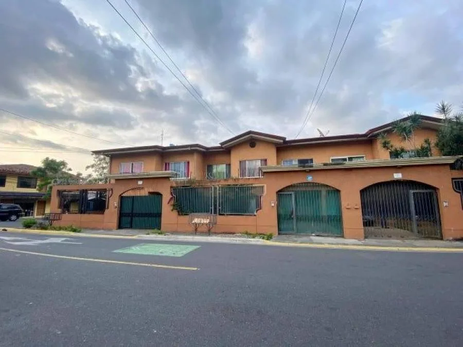Increible Oportunidad!- Venta de Casa en En Santa Ana  #23-2913 - Venta en En Santa Ana