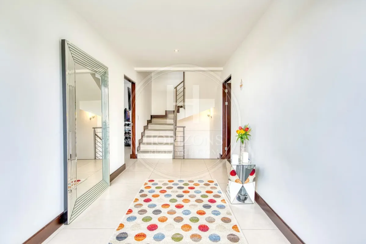 House for Sale in Condominium La Estefana with Private Garden and 4 Parks Noj1104, photo 11