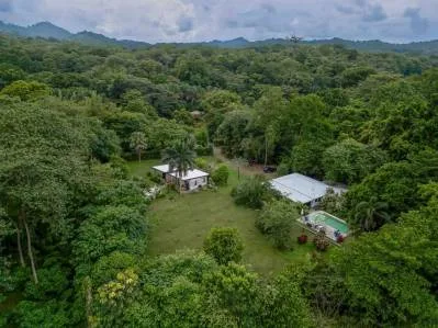 Casa de retiro familiar en venta con cabañas de alquiler de nueva construcción, photo 2