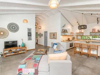 Casa de retiro familiar en venta con cabañas de alquiler de nueva construcción, photo 5