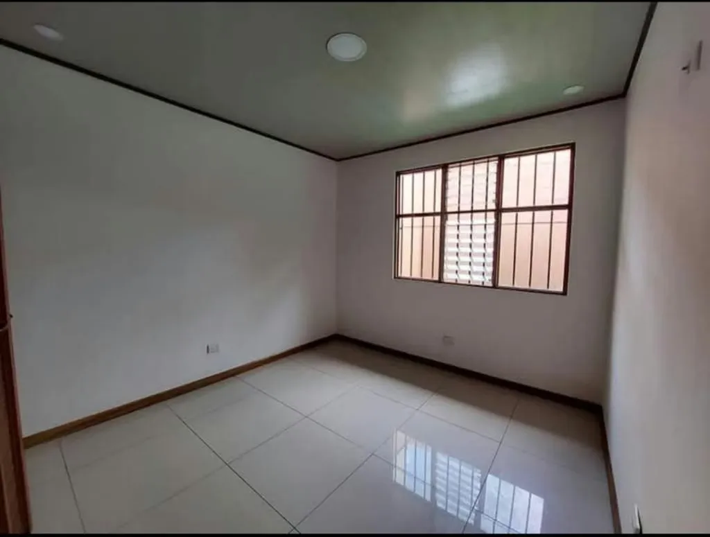 Casa Independiente Sabanilla- 3 Habitaciones- fte calle, photo 9