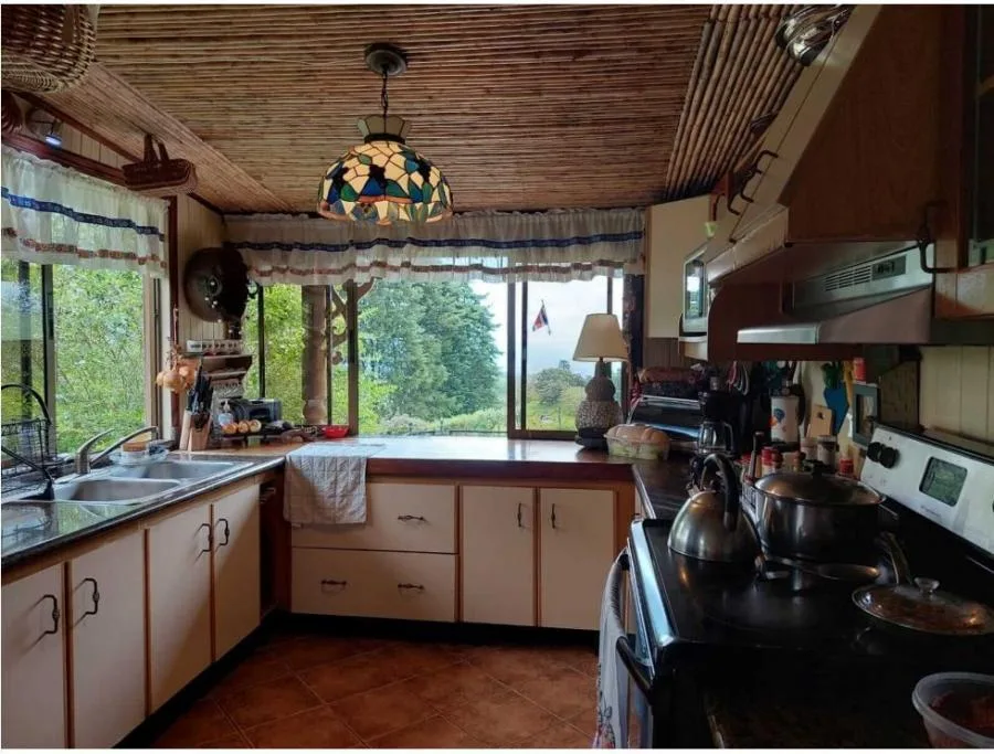 Venta de Propiedad en Vista de Mar, Goicoechea US$590,000 #ER009 - Venta en Goicoechea, photo 13