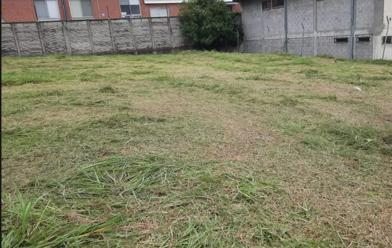 Lote en venta en Escazú, Guachipelín: ubicación privilegiada y fácil acceso
