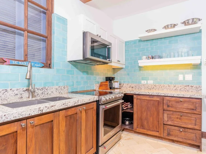 3 Bed Condo For Sale in Playa Danta, photo 3