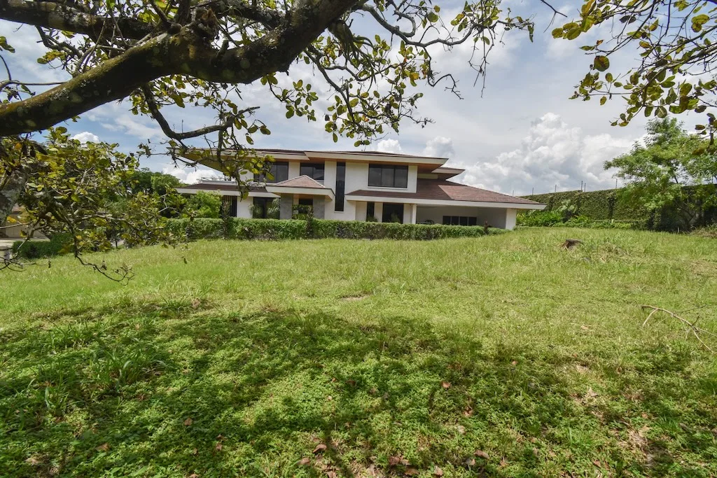 Lote de 1080m2 en Hacienda Espinal