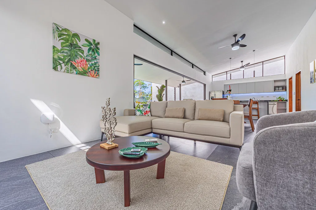 3 BEDROOM HOME IN CENTRAL UVITA – 0.14 ACRES, photo 14