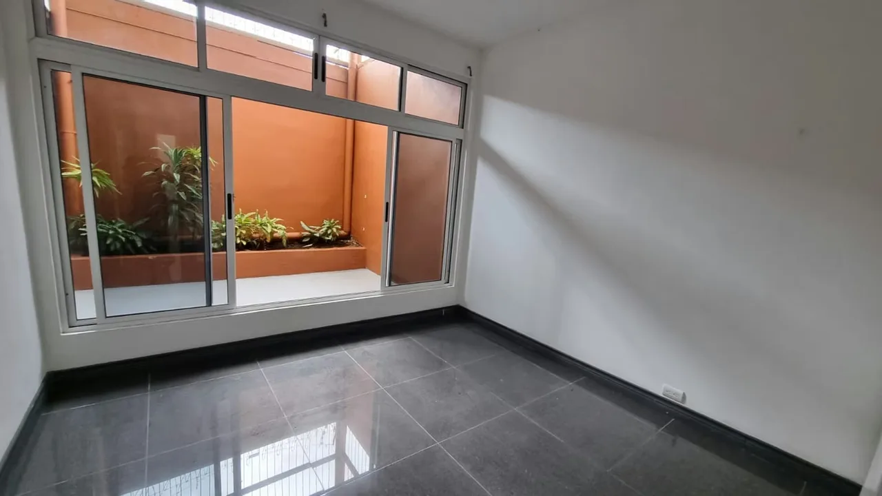 Alquiler de apartamento muy amplioa en Barrio Escalante-Barrio Dent - 3 habitaciones, photo 3