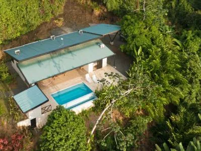 Casa con vista al mar en venta en Dominical, Costa Rica – Piscina infinita, photo 3