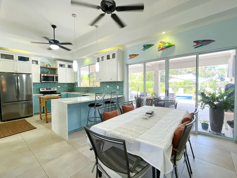 3 Bed Single Family Homes For Sale in Playa Bejuco, photo 3