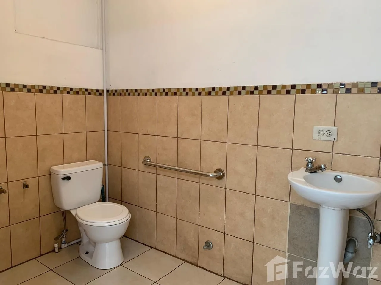 Retail space for Rent in Montes De Oca, San Jose for $1,500/mo, photo 9