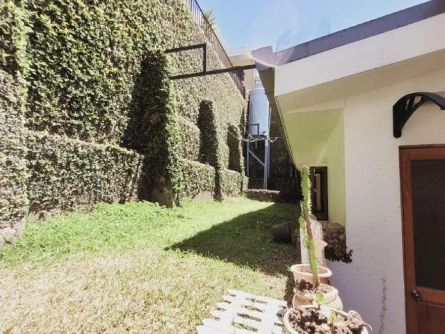 Vendo de Casa Residencial con Uso de Suelo Mixto en Guayabos, Curridabat MLS #25-1173 LCO - Venta en Curridabat, photo 15